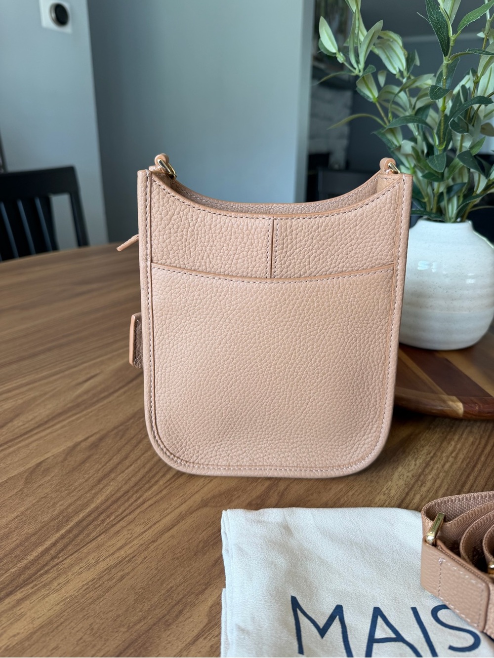 MAISON DE SABRE - Mini Saddle Bag in Sandstone Brown with Charms 🍊- BRAND NEW - Picture 6 of 12